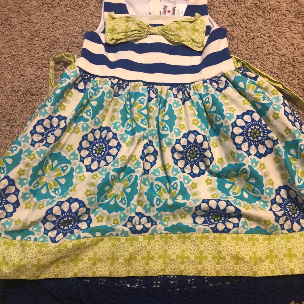 Size 6 little girl dress